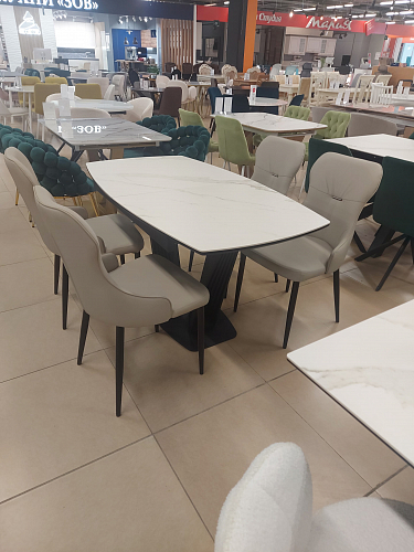 Стеклянный стол Вейл 140(180)х80 кристл статуарио / черный из шоурума 1